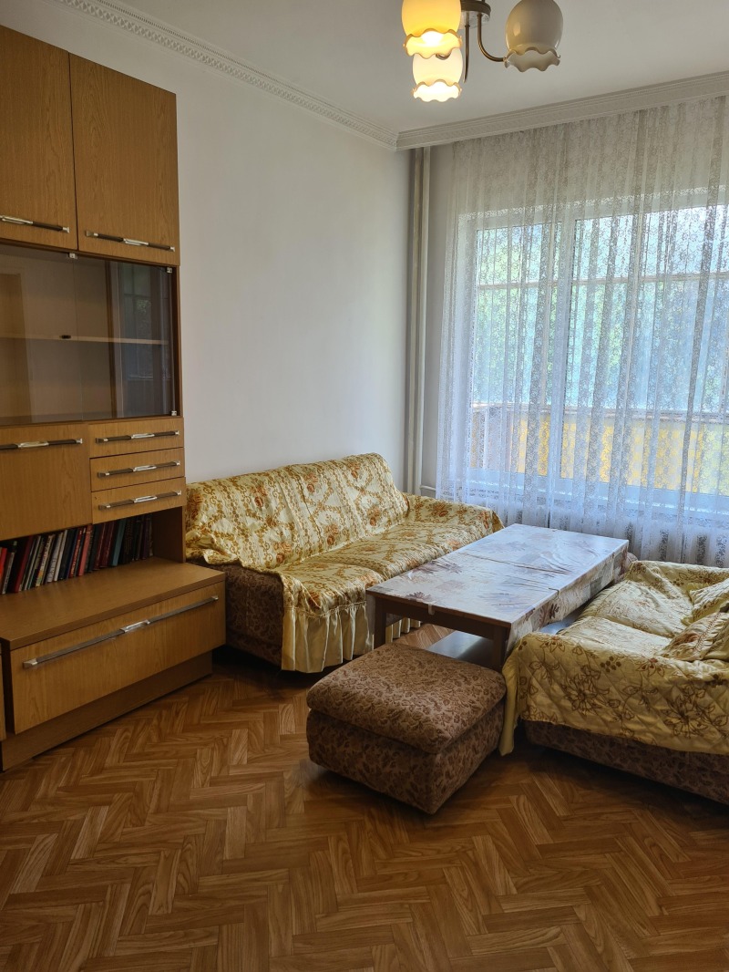 В оренду  1 спальня Пловдив , Кършияка , 60 кв.м | 86490919