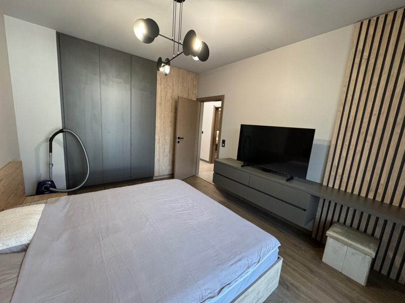 Издаје се  2 спаваће собе Софија , Крастова вада , 140 м2 | 56458694 - слика [6]