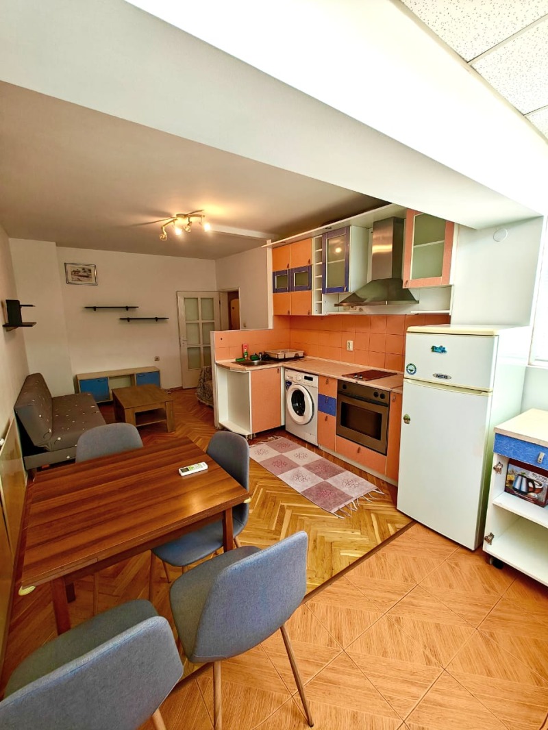 För uthyrning  1 sovrum Ruse , Centar , 70 kvm | 42254986 - bild [2]