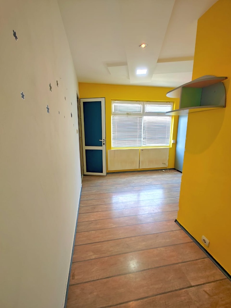 För uthyrning  1 sovrum Ruse , Centar , 70 kvm | 42254986 - bild [9]