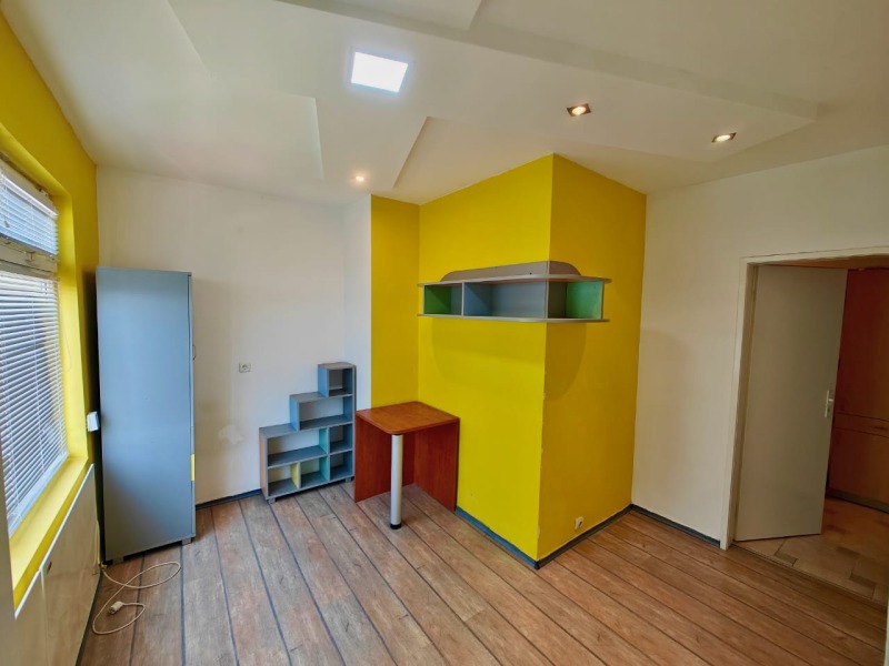 För uthyrning  1 sovrum Ruse , Centar , 70 kvm | 42254986 - bild [7]