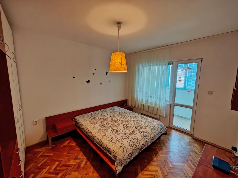 För uthyrning  1 sovrum Ruse , Centar , 70 kvm | 42254986 - bild [5]