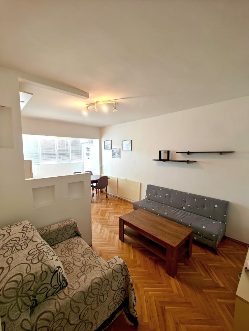 För uthyrning  1 sovrum Ruse , Centar , 70 kvm | 42254986 - bild [3]
