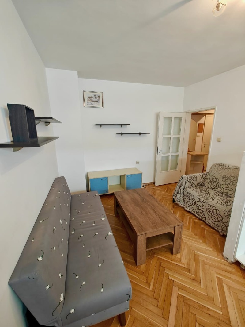 För uthyrning  1 sovrum Ruse , Centar , 70 kvm | 42254986 - bild [4]