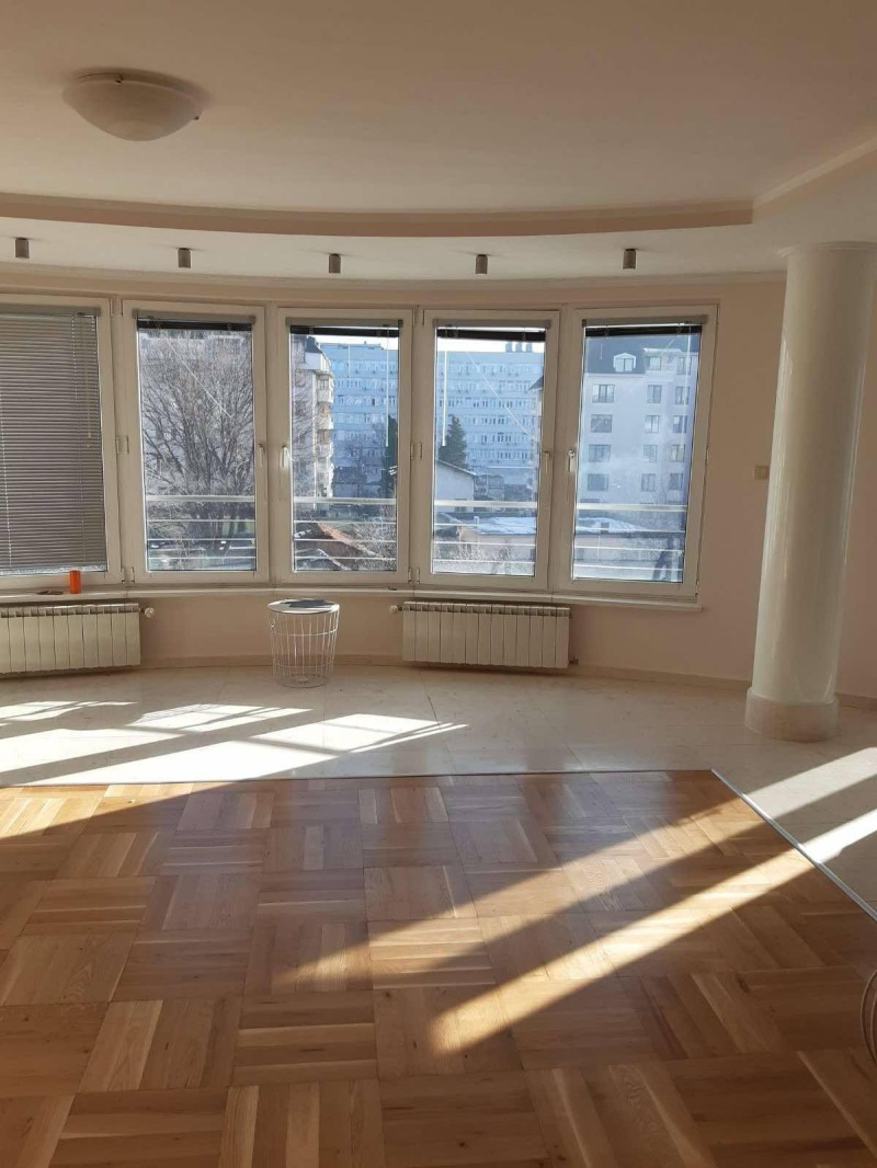 För uthyrning  2 sovrum Sofia , Hladilnika , 127 kvm | 95469087 - bild [4]