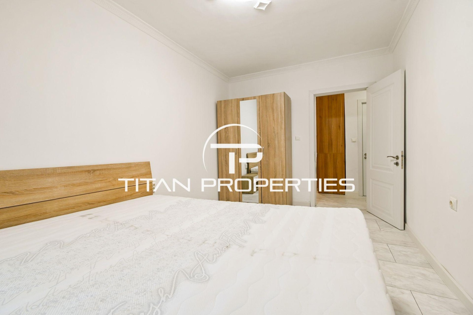 Дава под наем 3-СТАЕН, гр. София, Оборище, снимка 9 - Апартаменти - 54074676