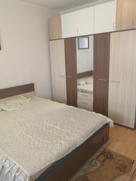 2 makuuhuonetta Svoboda, Sofia 4