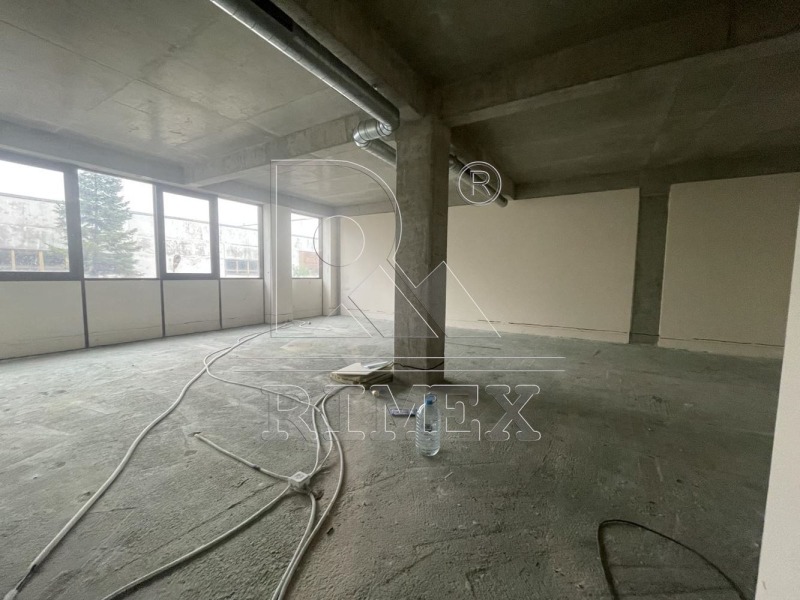 Kiadó  Hivatal Plovdiv , Trakija , 885 négyzetméter | 87120367 - kép [5]