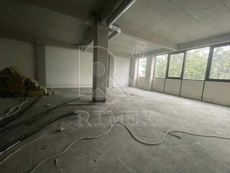 Kiadó  Hivatal Plovdiv , Trakija , 885 négyzetméter | 87120367 - kép [3]