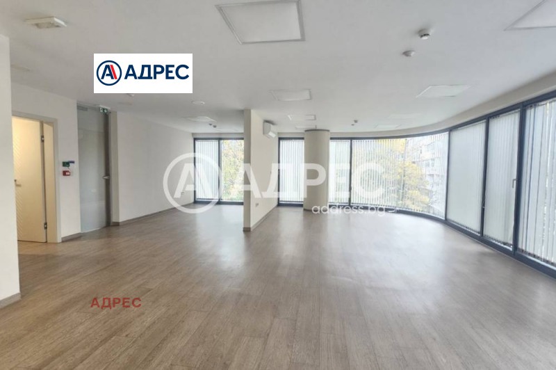 Дава под наем ОФИС, гр. Варна, Център