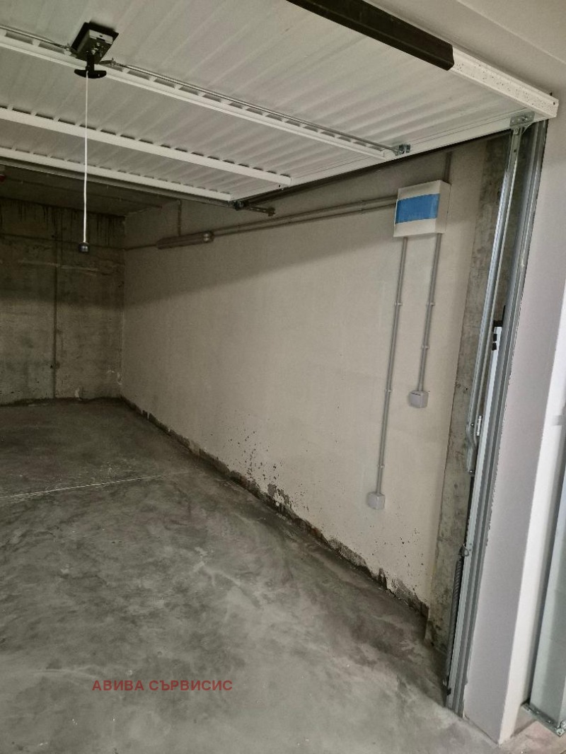 Vuokrattavana  Autotalli Sofia , Manastirski livadi , 20 neliömetriä | 52297344 - kuva [4]
