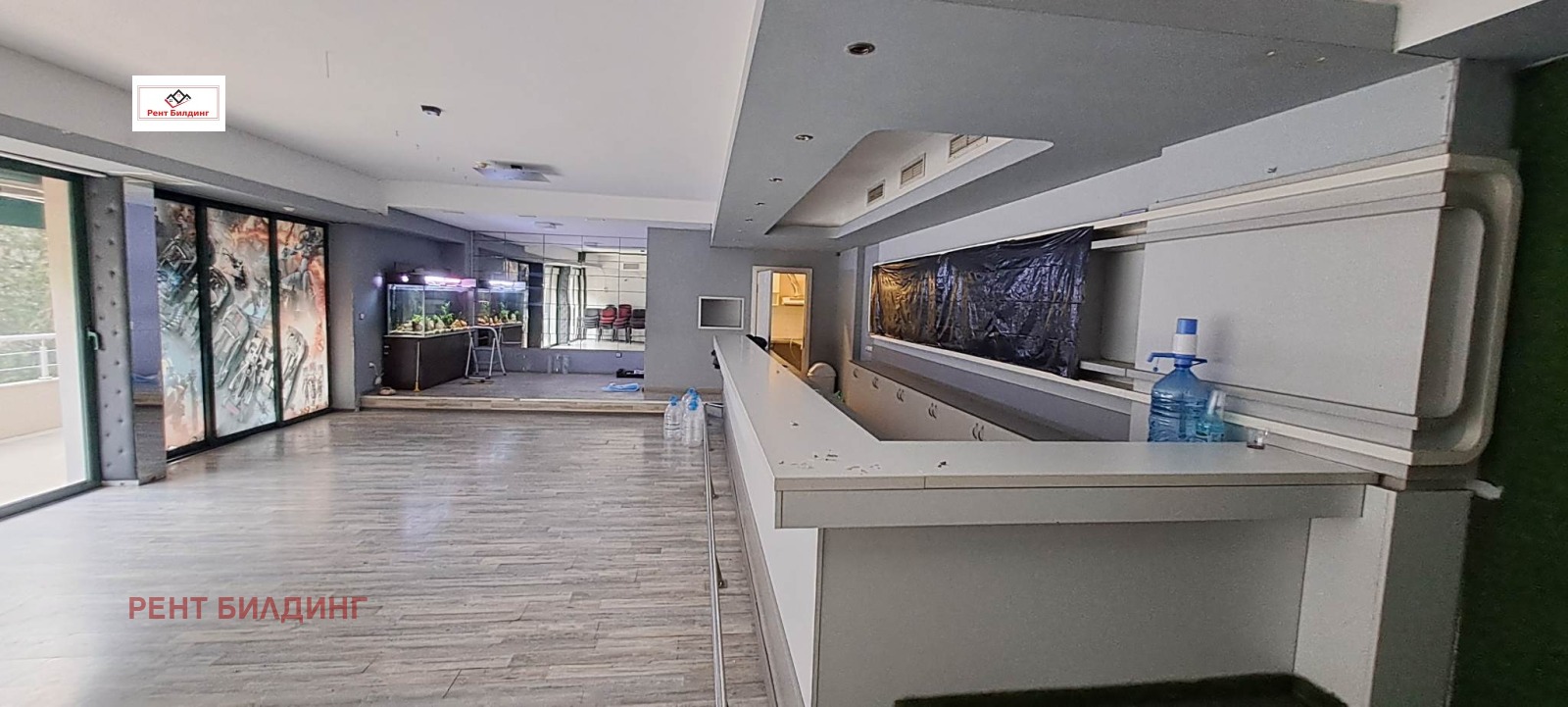 Дава под наем ЗАВЕДЕНИЕ, гр. Бургас, Център