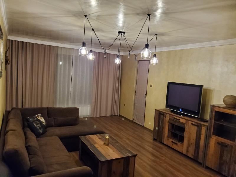 Προς ενοικίαση  1 υπνοδωμάτιο Σοφηια , Ηζγρεβ , 85 τ.μ | 81850654 - εικόνα [2]