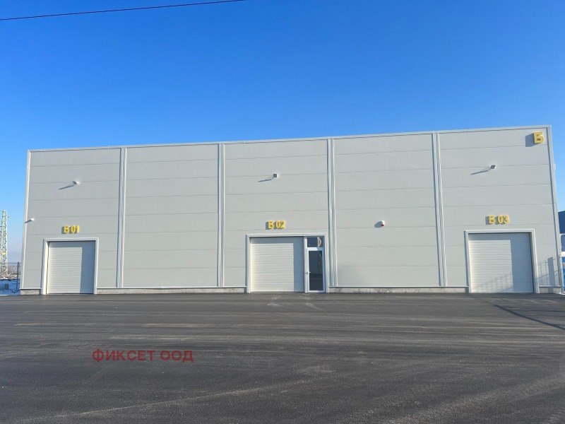 A louer  Stockage région Sofia , Ravno pole , 715 m² | 85174001 - image [2]