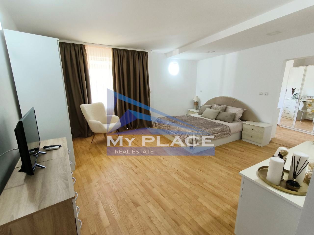 Дава под наем КЪЩА, гр. Шумен, Куршун чешма, снимка 11 - Къщи - 55614402