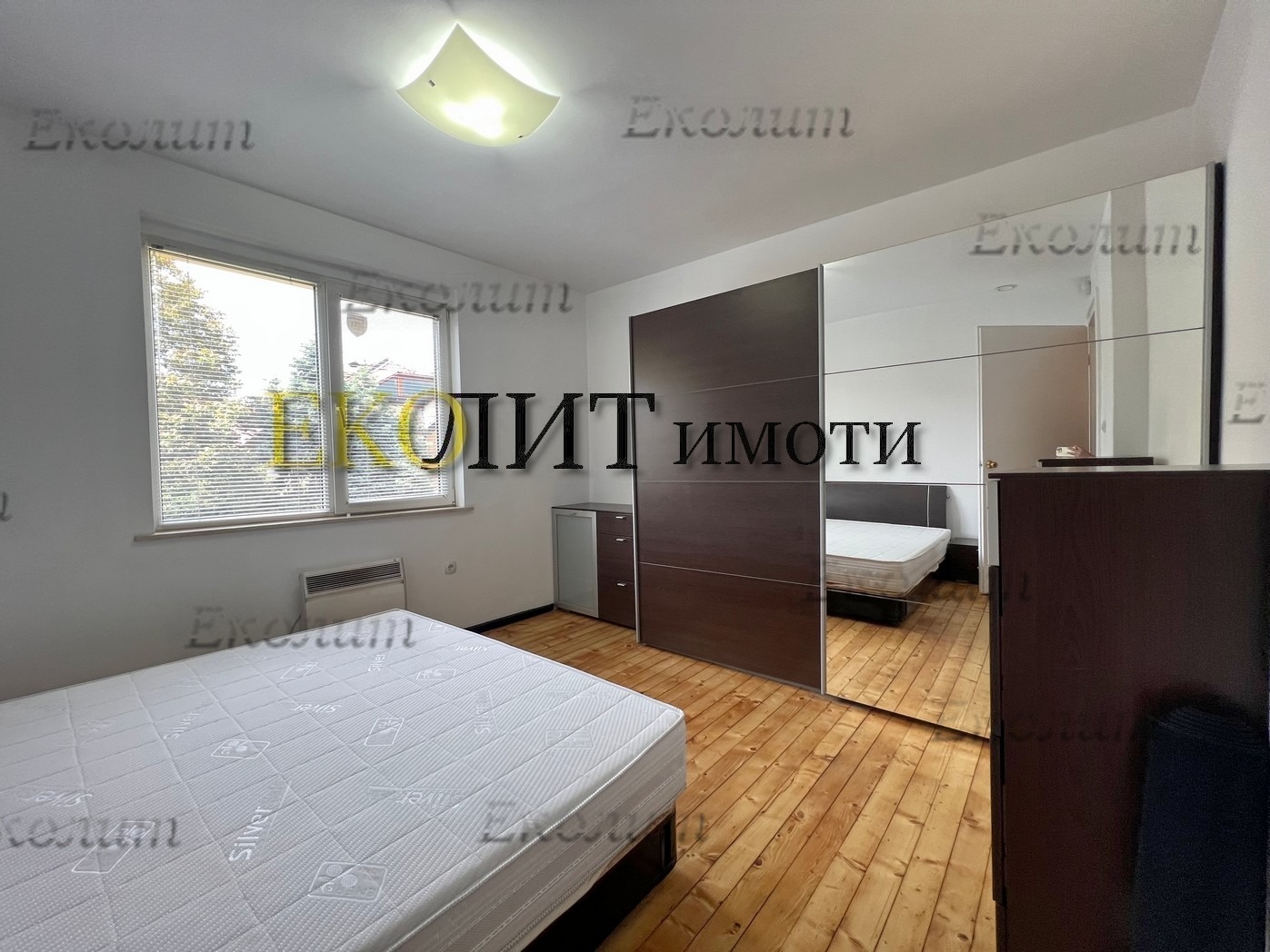 Дава под наем ЕТАЖ ОТ КЪЩА, гр. София, Яворов