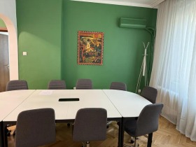 3 bedroom Tsentar, Sofia 1