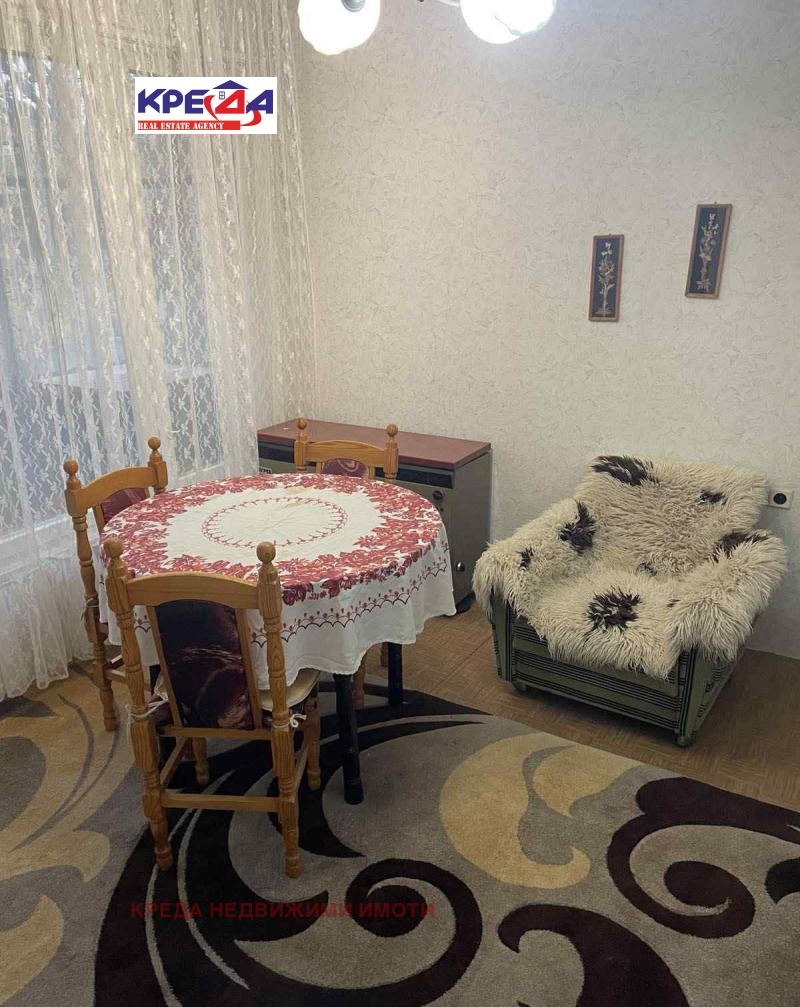 Дава под наем 2-СТАЕН, гр. Кърджали, Център, снимка 2 - Апартаменти - 52365417