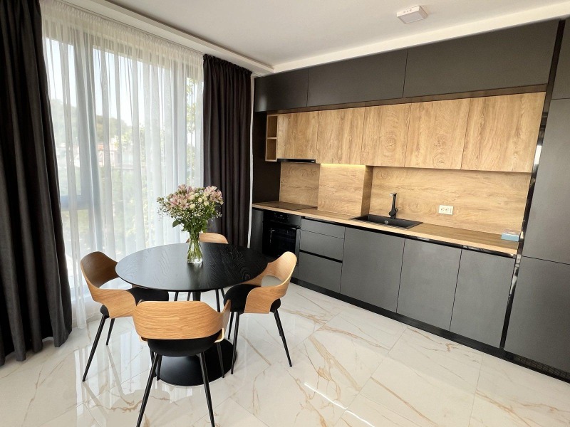 Da affittare  2 camere da letto Plovdiv , Mladegki Halm , 95 mq | 55096185 - Immagine [2]