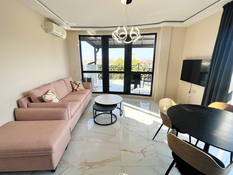Дава под нем  3-стаен, град Пловдив, Младежки Хълм •  900 EUR • ID 76112182 — holmes.bg - [1] 