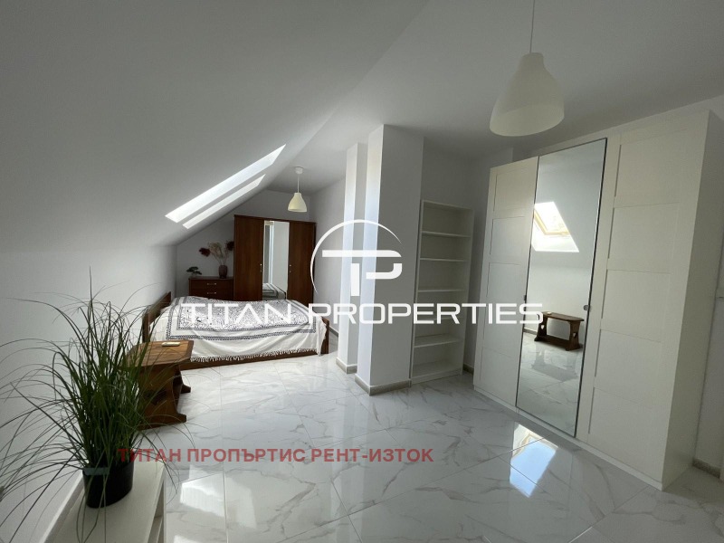 Дава под наем 3-СТАЕН, гр. Бургас, Център, снимка 4 - Апартаменти - 53589482