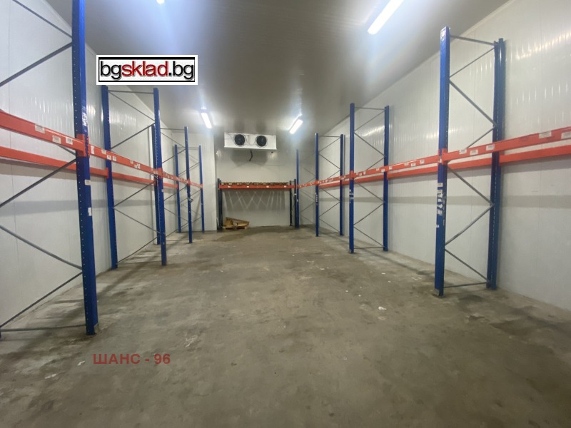 K pronájmu  Úložný prostor Sofia , Kazičene , 100 m2 | 12033119 - obraz [3]