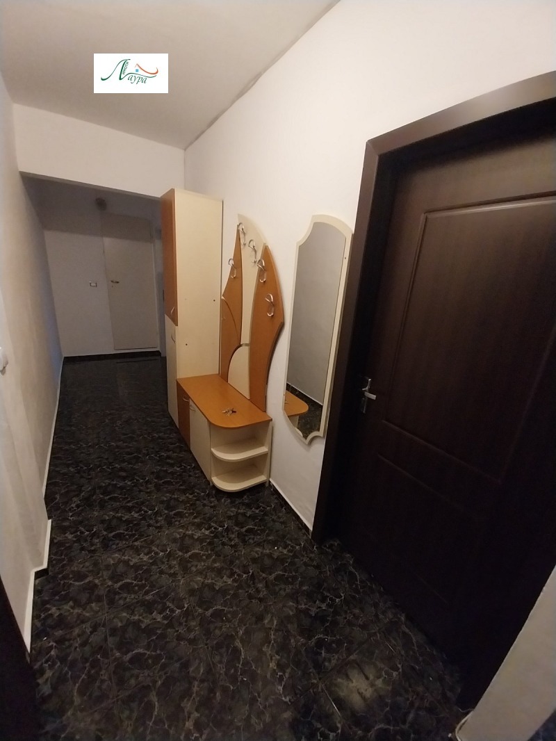 Издаје се  1 спаваћа соба Шумен , Центар , 65 м2 | 76901212 - слика [6]