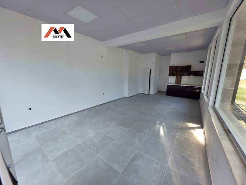 Дава под наем МАГАЗИН, гр. Стара Загора, Център