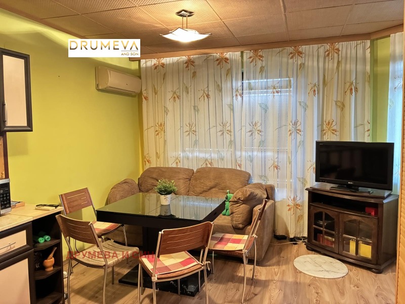 Дава под наем  1-стаен град Варна , к.к. Св.Св. Константин и Елена , 55 кв.м | 51908933