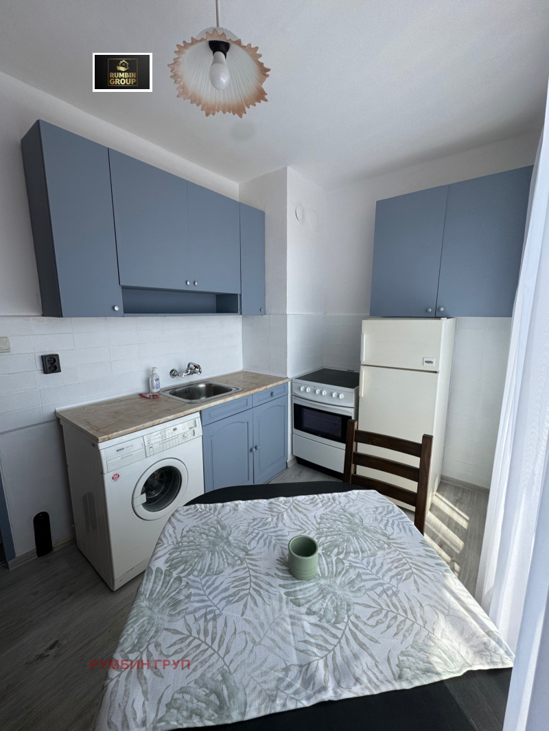 Дава под наем 1-СТАЕН, гр. Перник, Изток