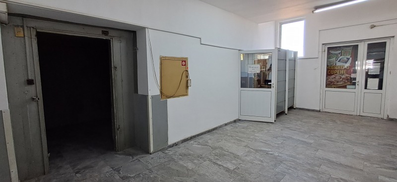 Zu vermieten  Geschäft Schumen , Dobrudschanski , 100 qm | 41351117 - Bild [2]