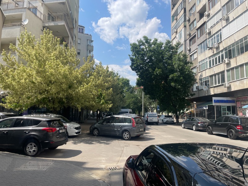 Da affittare  Negozio Ruse , Vazragdane , 22 mq | 40169143 - Immagine [2]
