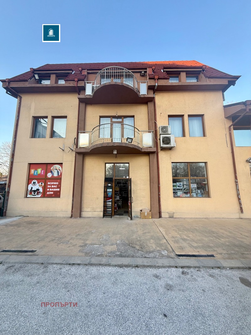 Дава под наем МАГАЗИН, гр. Пловдив, Южен