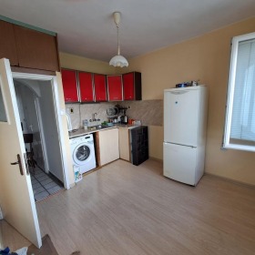 1 makuuhuone Pobeda, Varna