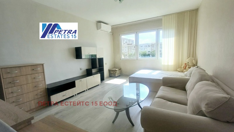 Til leie  Studio Sofia , Mladost 3 , 40 kvm | 86103741
