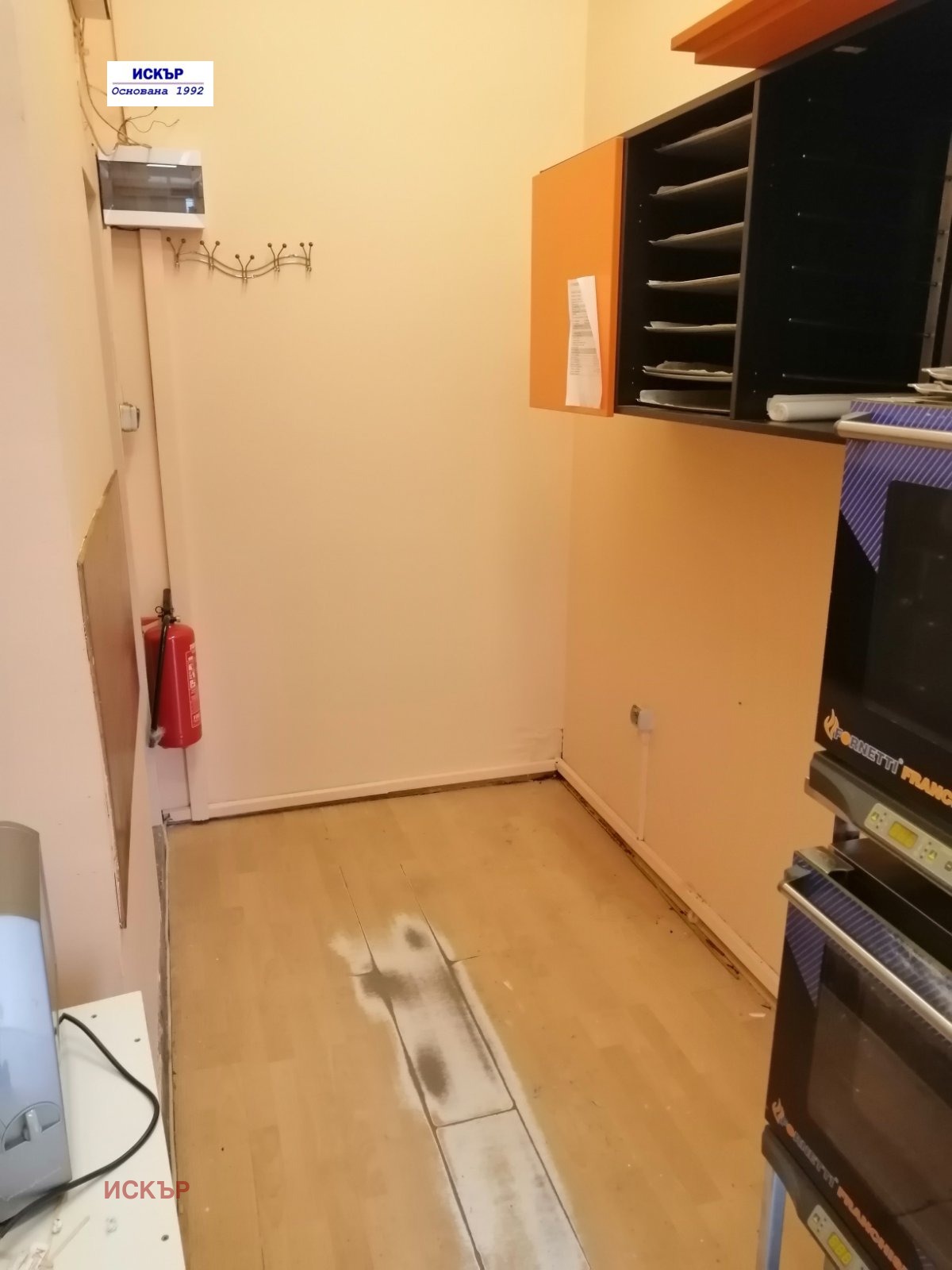 Дава под наем МАГАЗИН, гр. София, Център, снимка 3 - Магазини - 56314952