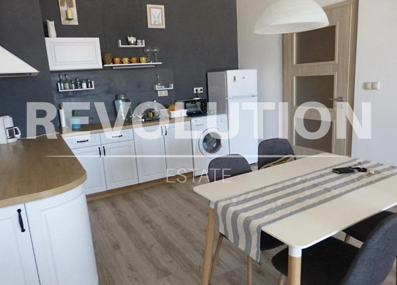 K pronájmu  1 ložnice Varna , Asparuchovo , 70 m2 | 99618908 - obraz [2]