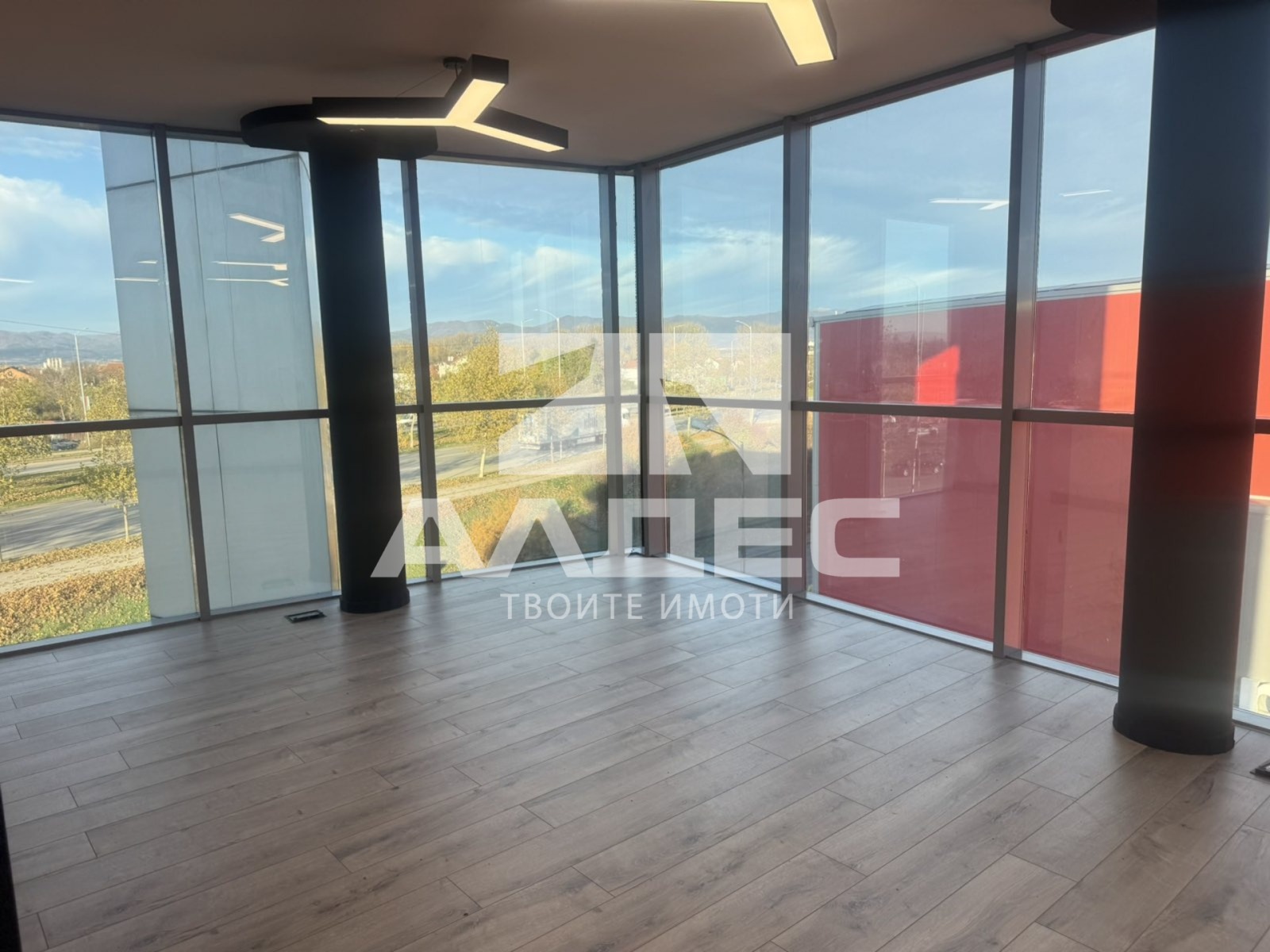 Дава под наем ОФИС, гр. София, Враждебна