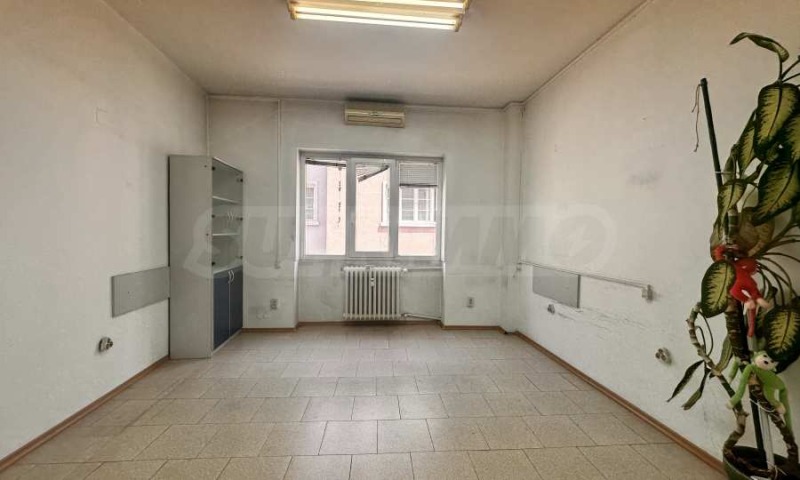 Vuokrattavana  Toimisto Sofia , Tsentar , 300 neliömetriä | 24974138 - kuva [9]