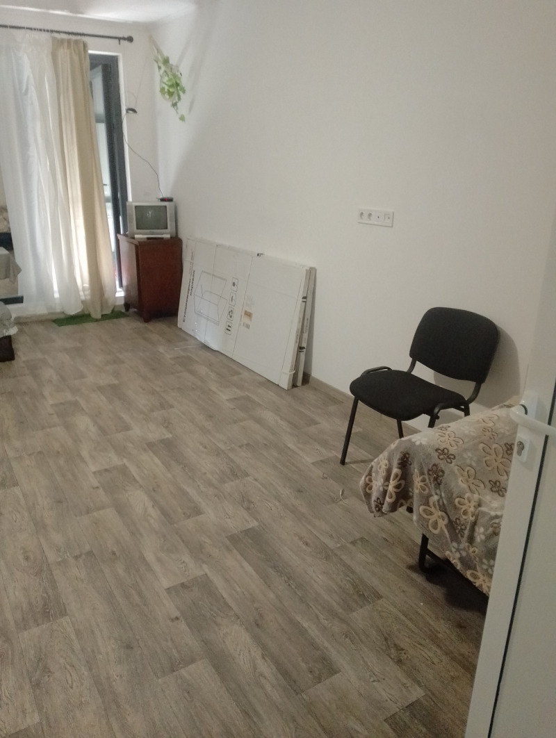 Vuokrattavana  Toimisto Varna , VINS-Tšerven ploštad , 40 neliömetriä | 81769393 - kuva [6]
