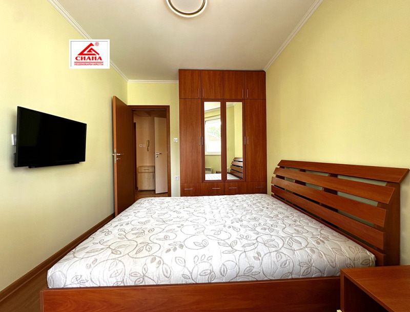 Te huur  1 slaapkamer Ruse , Tsentar , 55 m² | 60008316