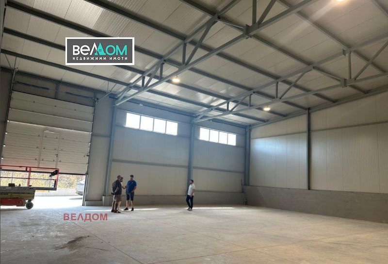 A louer  Stockage Varna , Topoli , 1260 m² | 65308780
