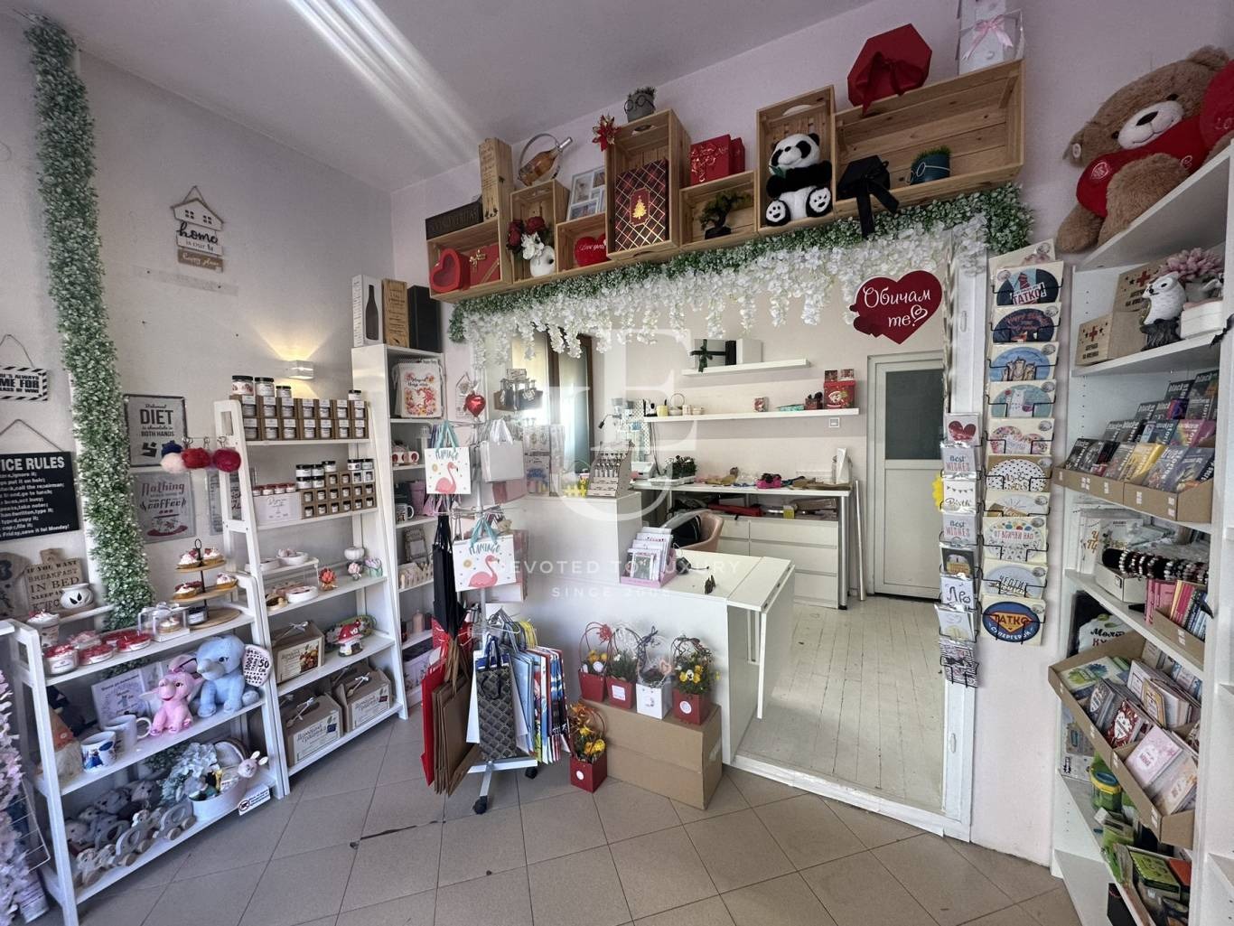 Дава под наем МАГАЗИН, гр. София, Център, снимка 3 - Магазини - 53770153