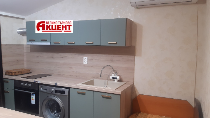 Zu vermieten  1 Schlafzimmer Weliko Tarnowo , Zentar , 50 qm | 94965439