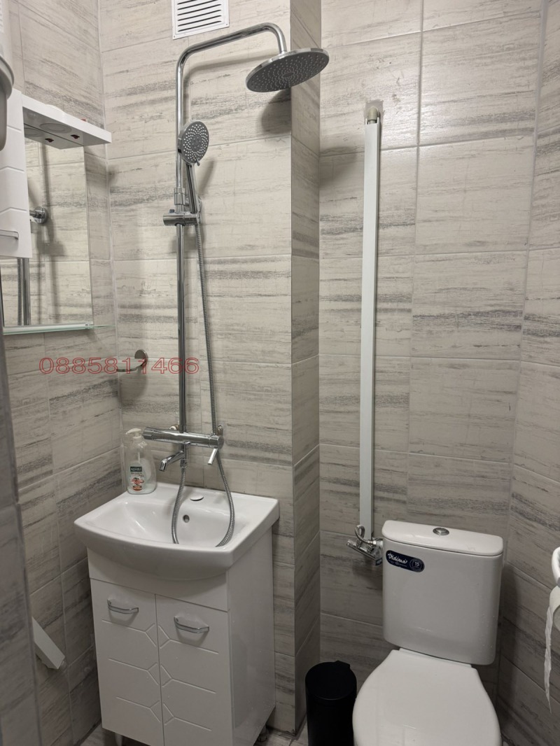 Дава под наем 3-СТАЕН, гр. Шумен, Център, снимка 16 - Апартаменти - 52475779