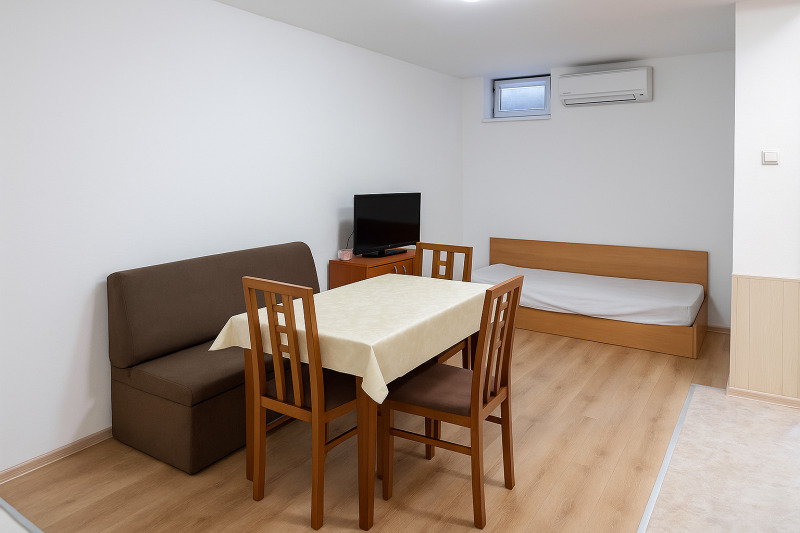 K pronájmu  Studio Sofia , Slatina , 18 m2 | 26659616