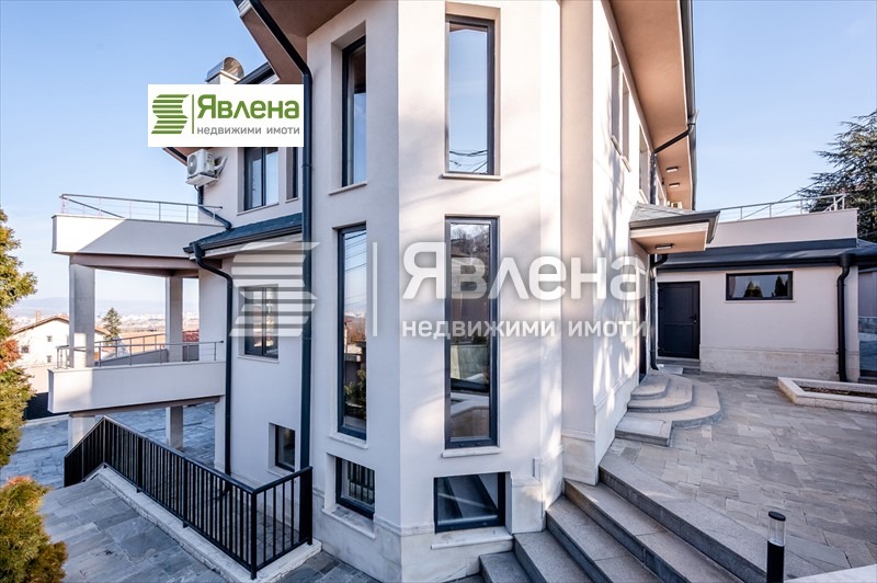 Издаје се  Кућа Софија , Драгалевци , 350 м2 | 85683107 - слика [2]