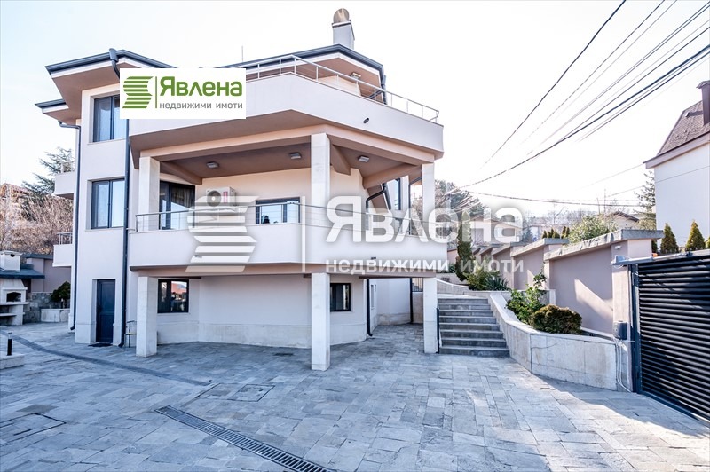 Издаје се  Кућа Софија , Драгалевци , 350 м2 | 85683107 - слика [3]