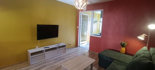 Дава под наем 2-СТАЕН, гр. София, Център