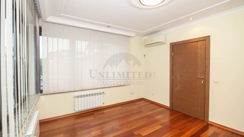 Til leje  Hus Sofia , Yavorov , 647 kvm | 59150842 - billede [13]